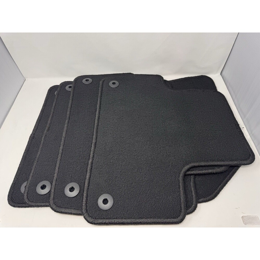 Genuine OEM Volvo XC60 Carpet Floor Mats Set 32216564 32216565 Black
